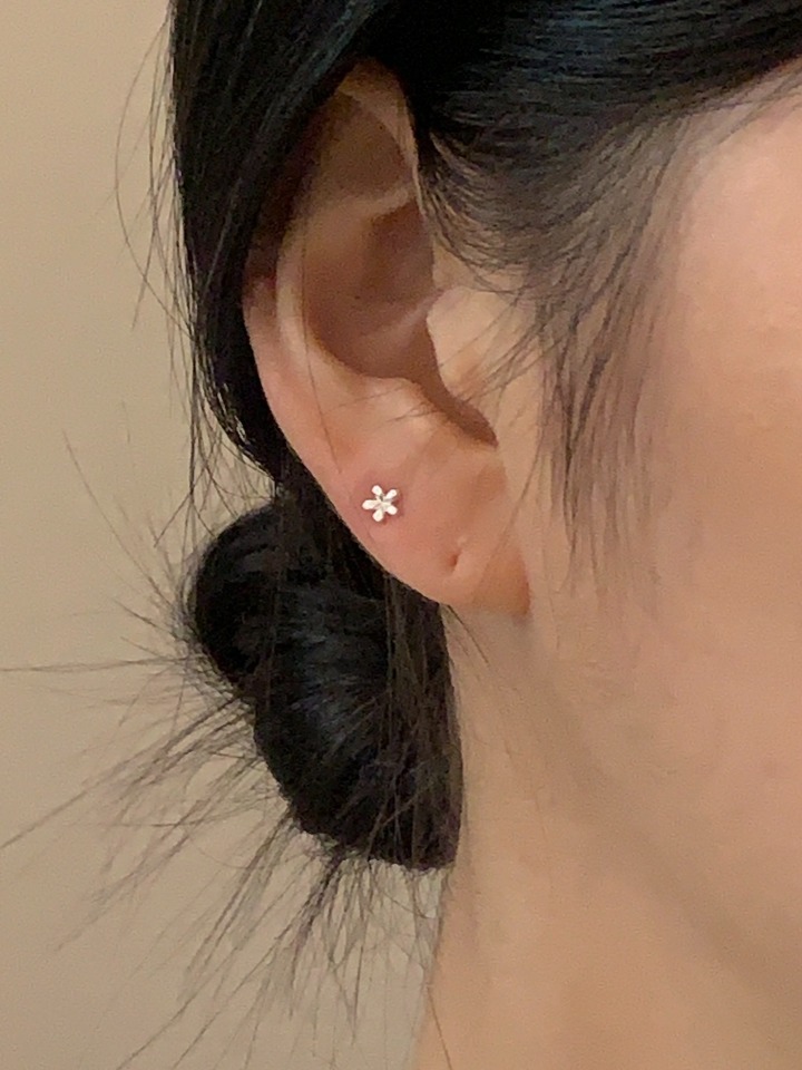 [silver 925] mini flower earrings