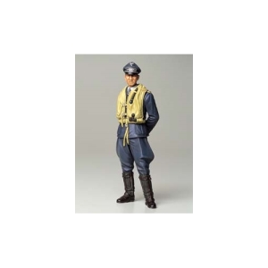 TA36302&amp;nbsp;1/16 German Luftwaffe Ace Pilot