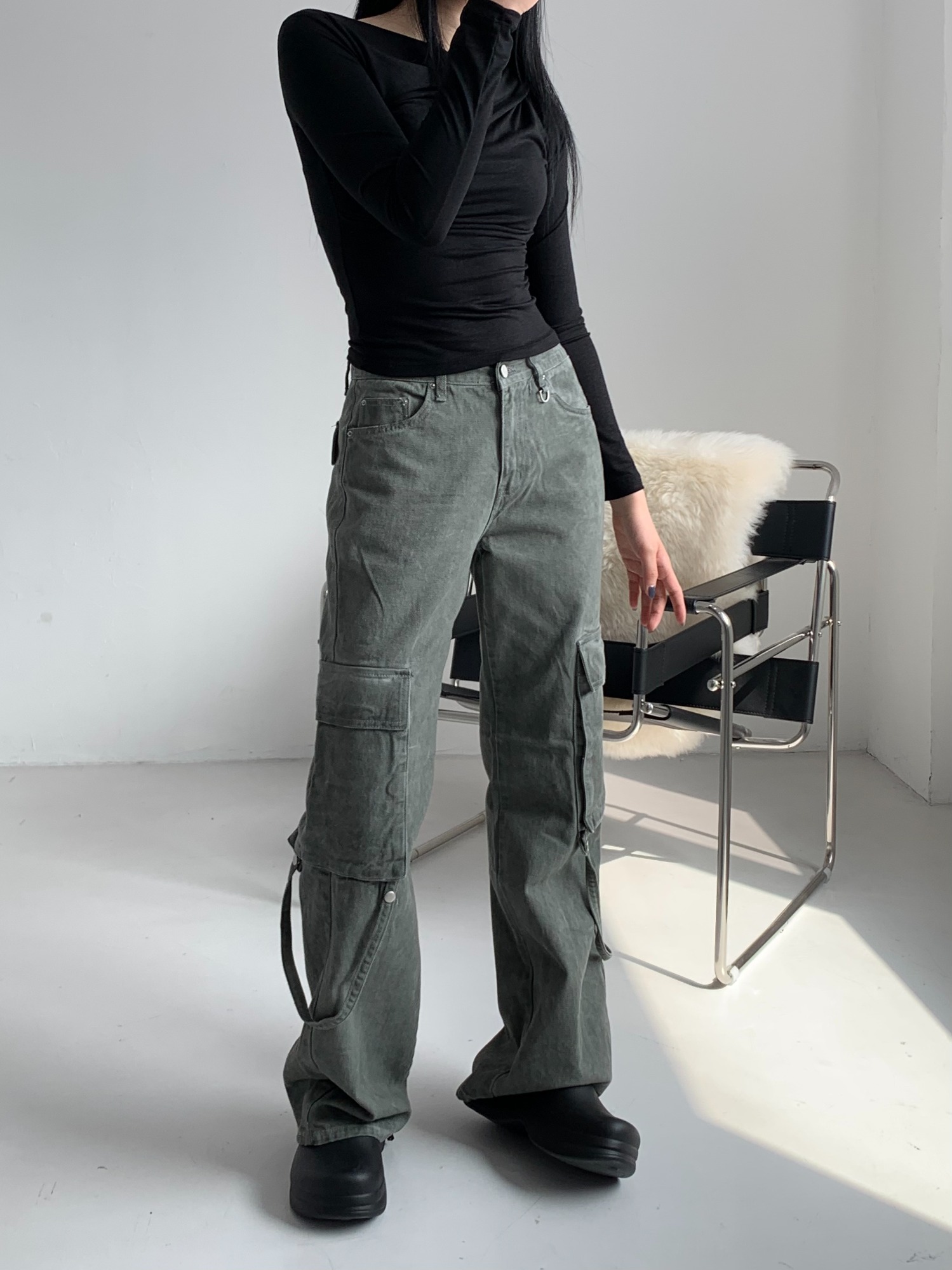 LUXE CARGO DENIM PANTS