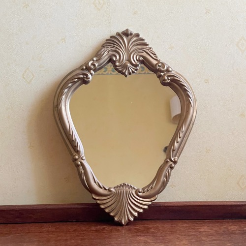 [해외배송] Vintage shell shaped wall mirror