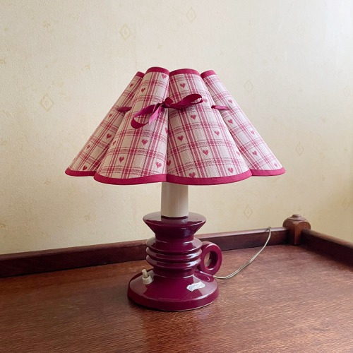 Vintage burgundy check ceramic lamp