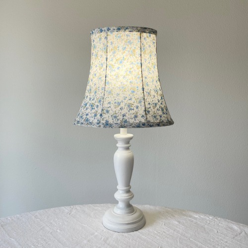 [해외배송] Vintage blue floral wooden lamp