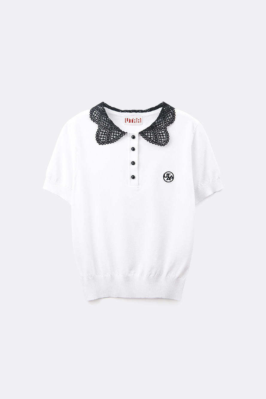 Áo knit golf nữ màu trắng cổ ren đen họa tiết phối cúc đen, tay ngắn, logo UTAA thêu ngực trái