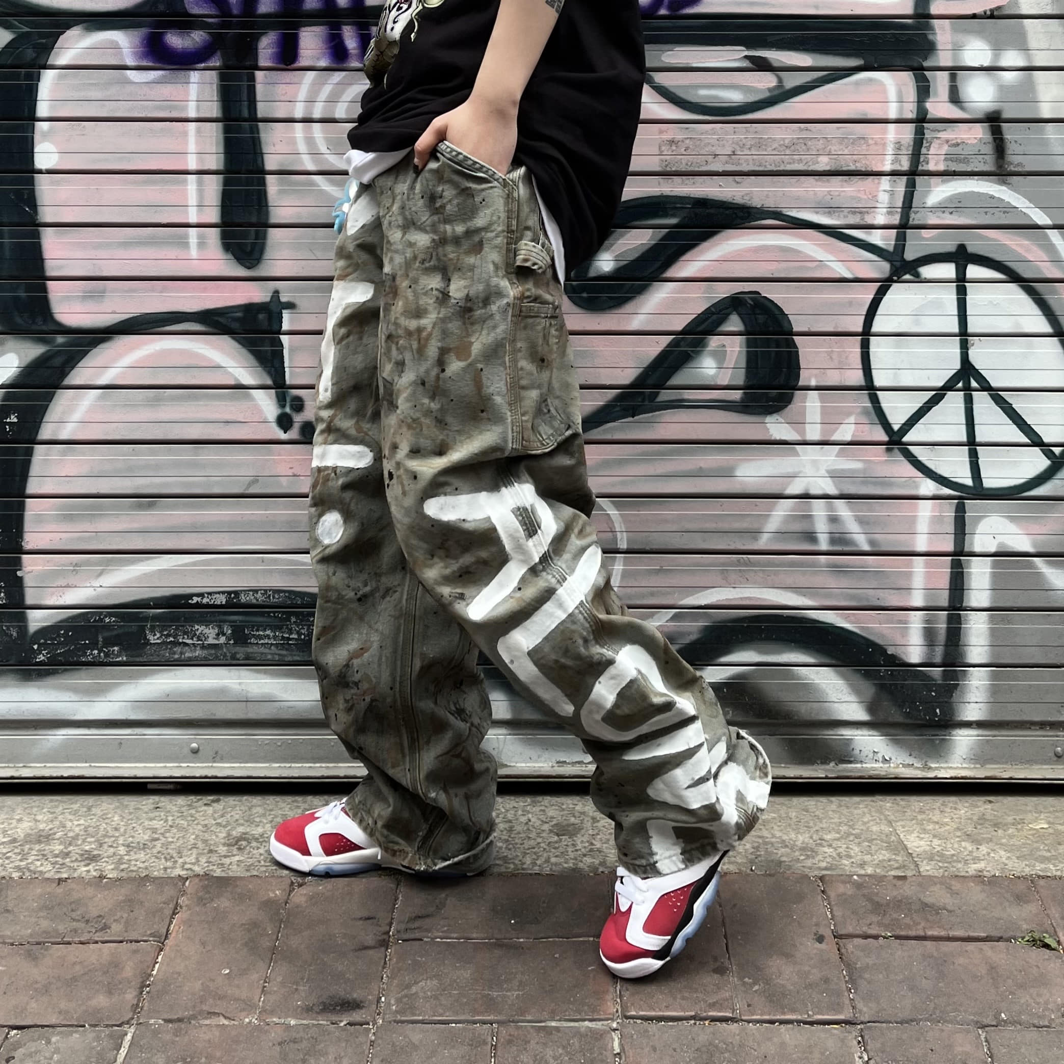 DOODLE SIDE LETTERING KHAKI SINGLE KNEE KUSTOM PANTS