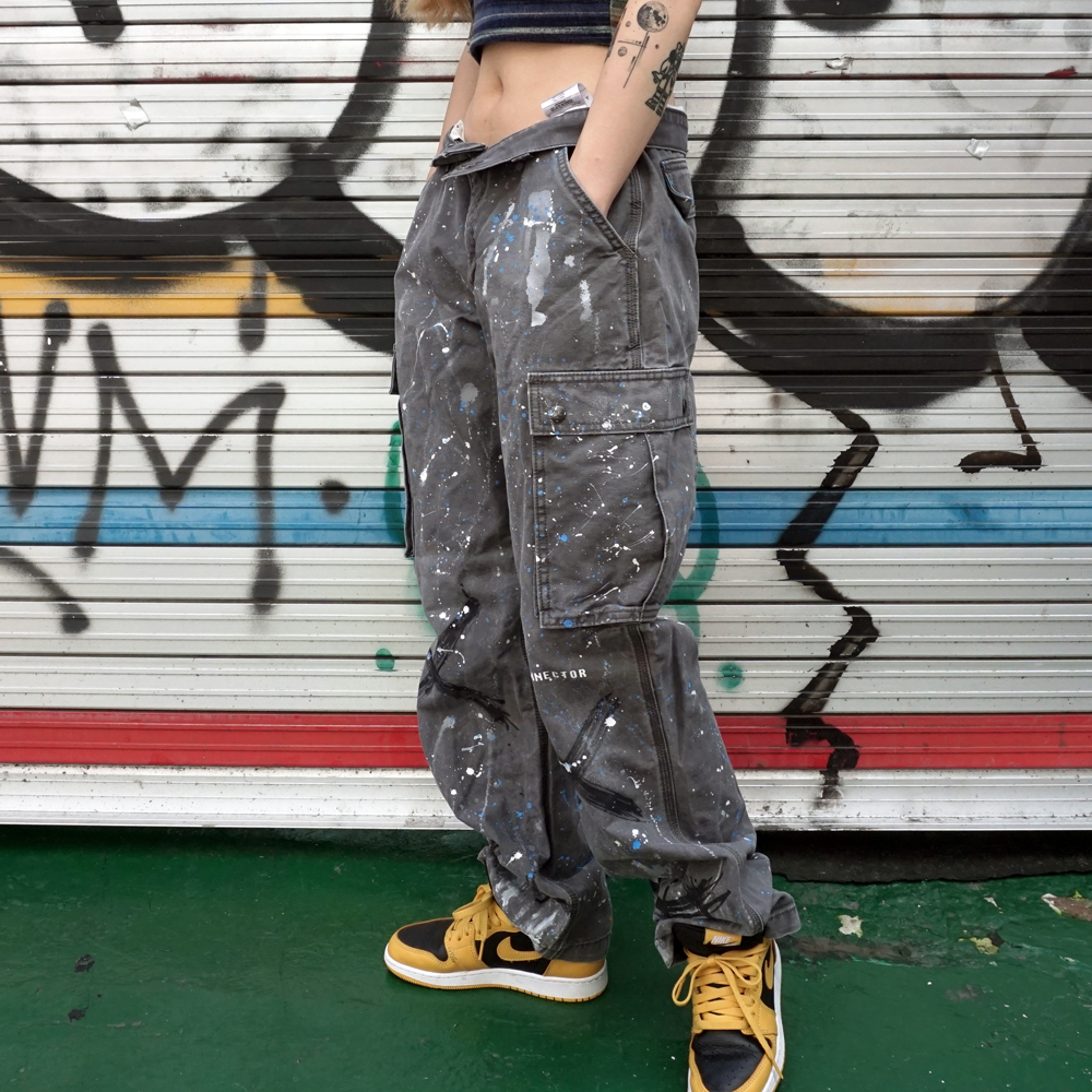 DEAD SMILE SINGLE KNEE GREY KUSTOM PANTS