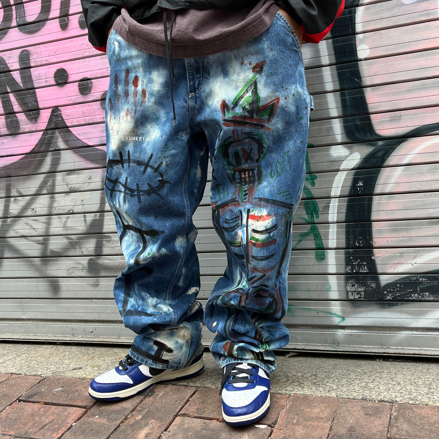 DOODLE SKULL SINGLE KNEE DENIM KUSTOM PANTS