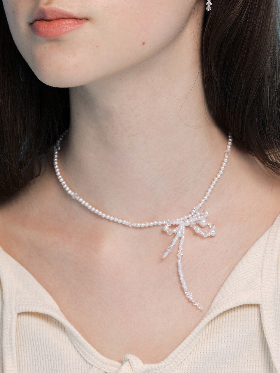 White Blossom Ribbon Necklace_VH2412NE008M