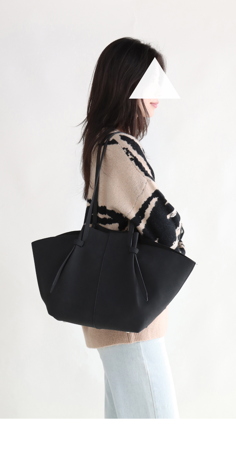 가방 모델 착용 이미지-S1L19