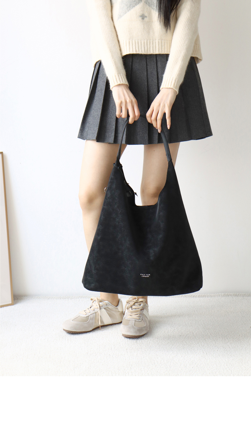 가방 모델 착용 이미지-S1L20