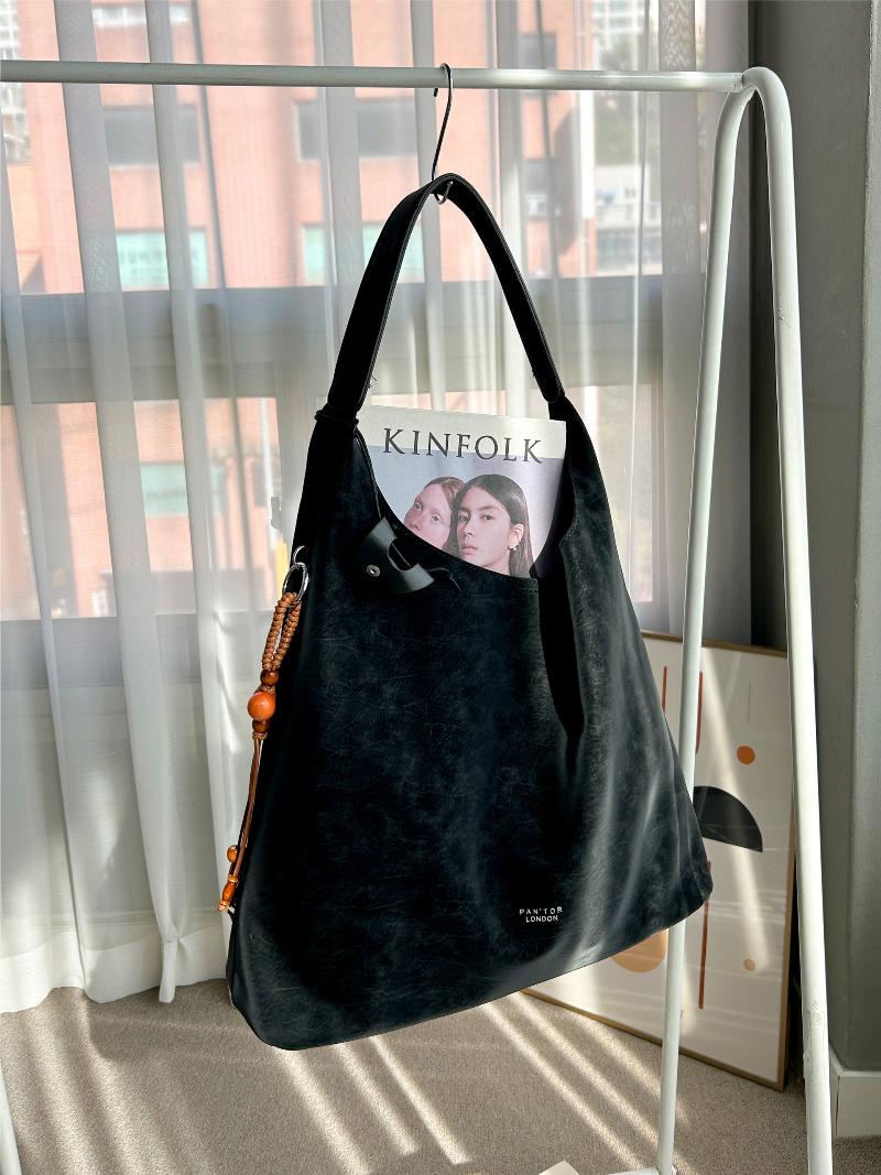 가방 차콜 색상 이미지-S1L6