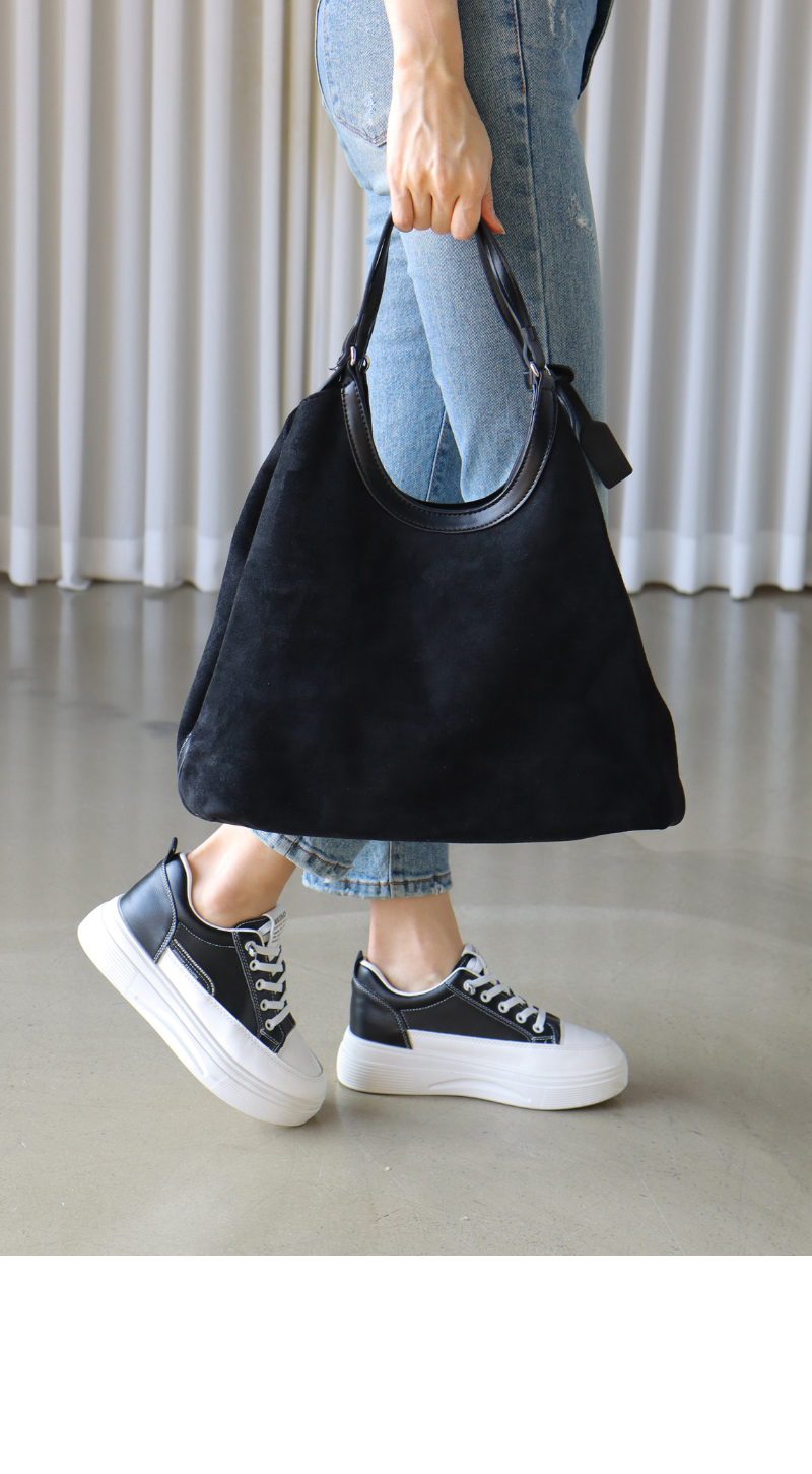 가방 모델 착용 이미지-S1L25