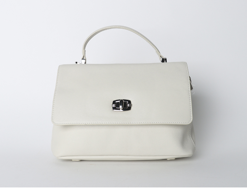 가방 화이트 색상 이미지-S1L13