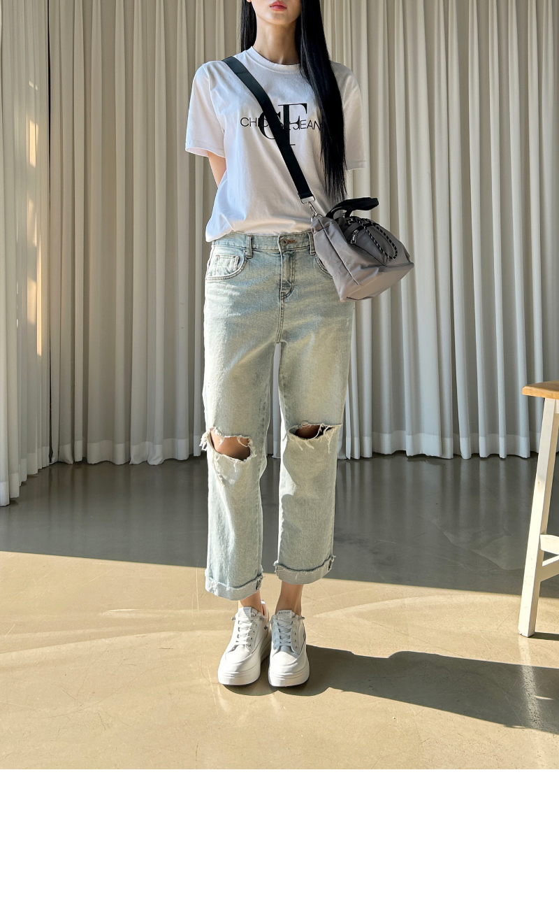 가방 모델 착용 이미지-S1L15