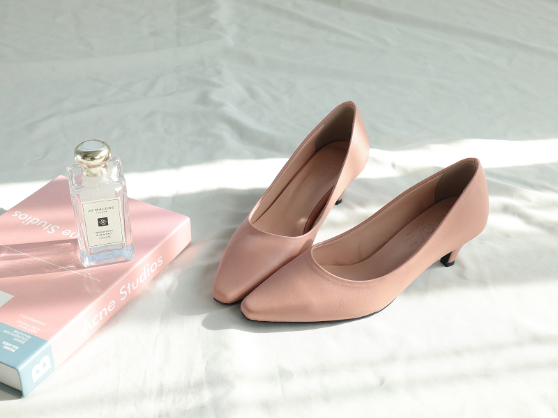 신발 그레이 색상 이미지-S7L13