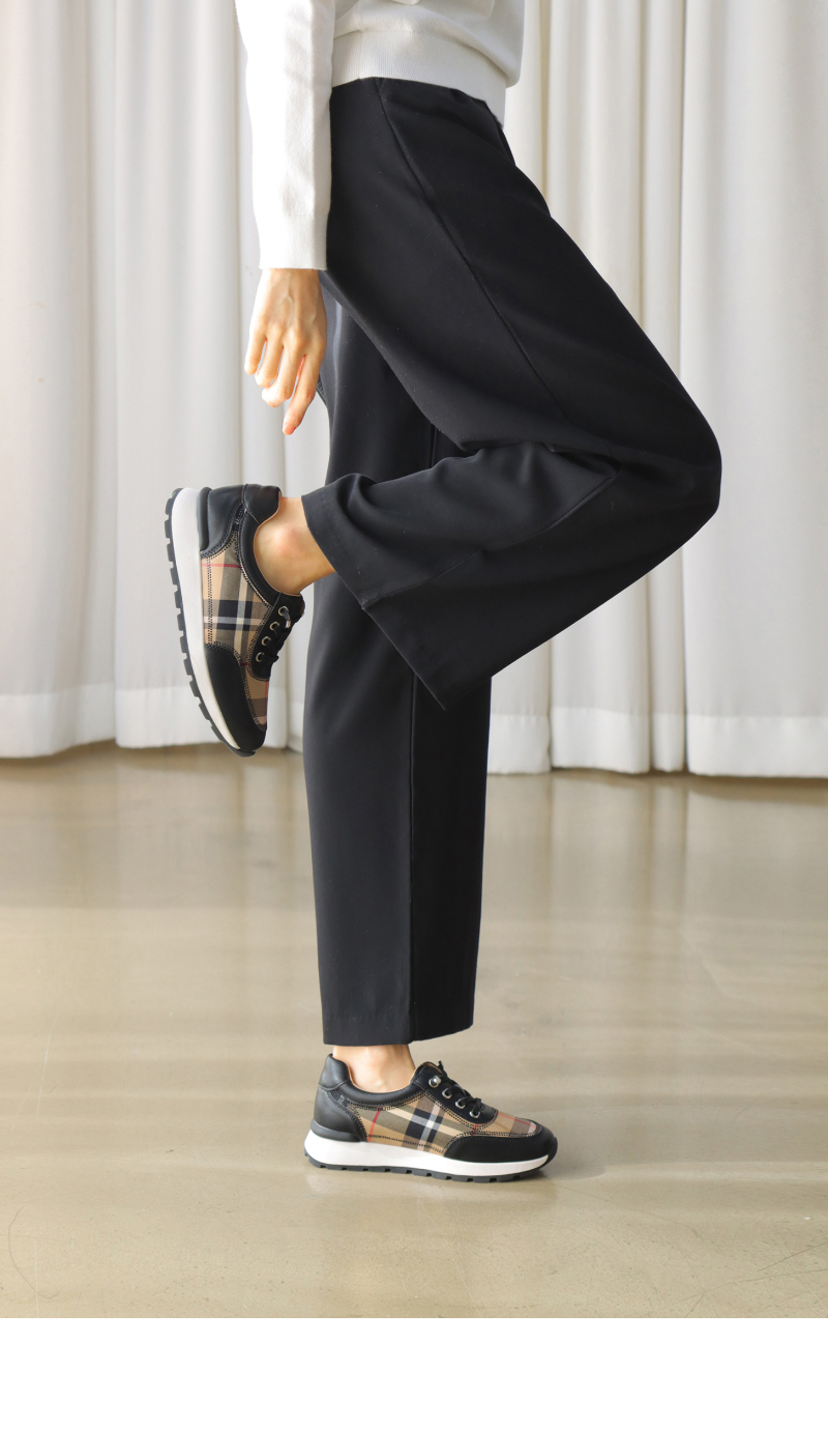 신발 모델 착용 이미지-S1L22