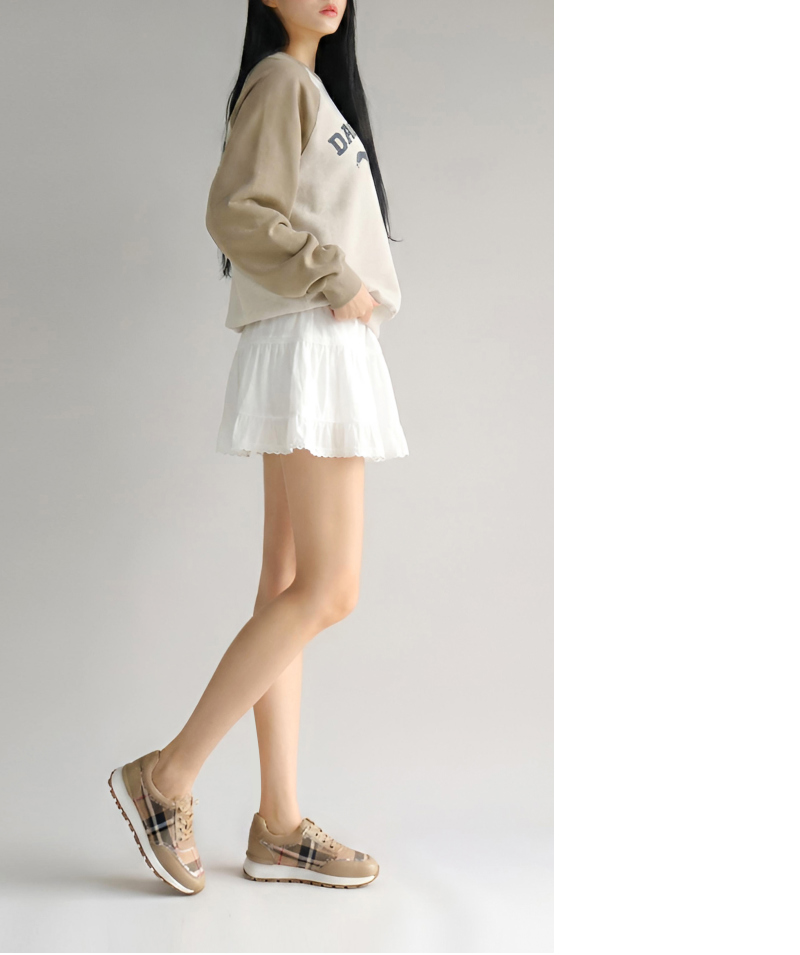 신발 모델 착용 이미지-S1L5