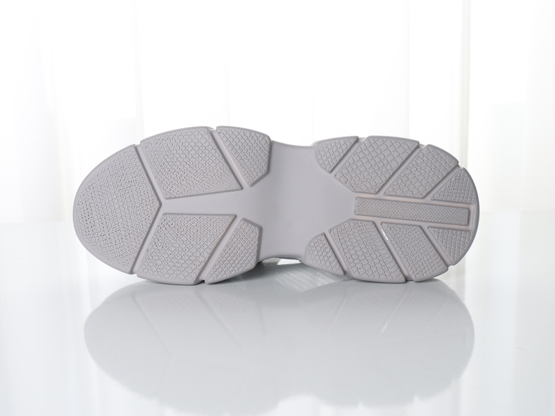 신발 그레이 색상 이미지-S1L38