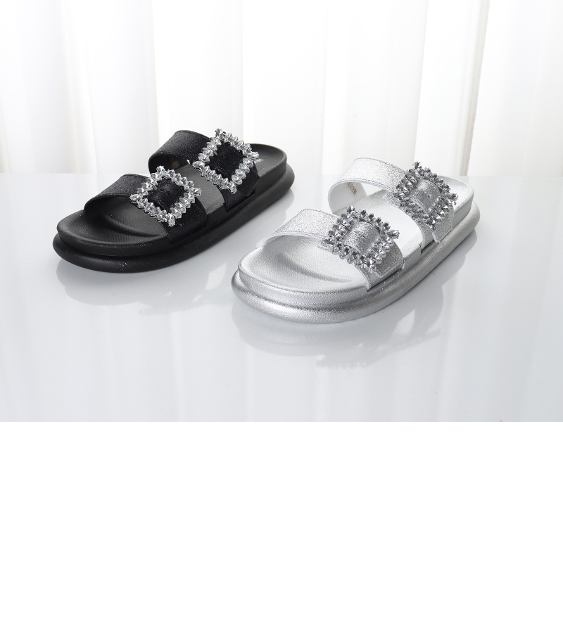 신발 화이트 색상 이미지-S1L24