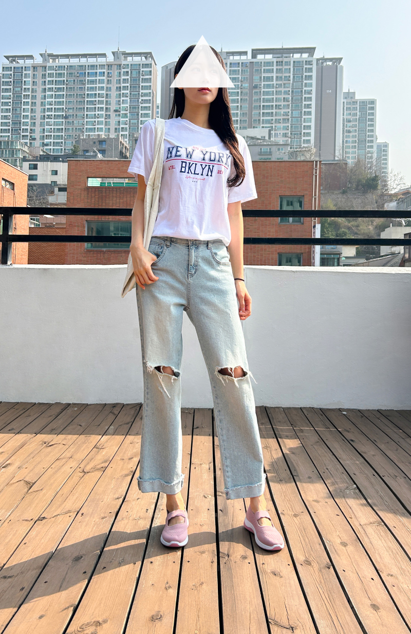 신발 모델 착용 이미지-S16L1