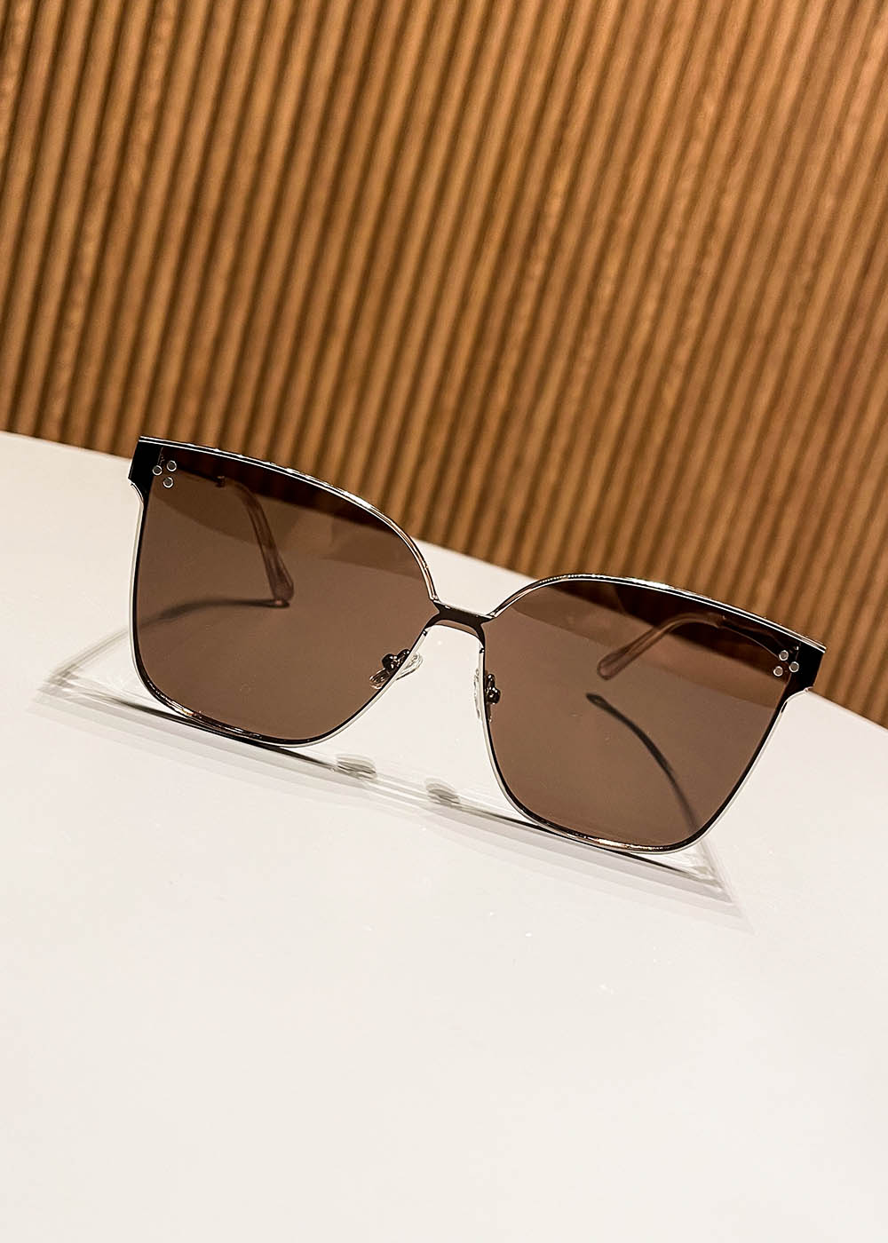 NO.533 RONA SUNGLASSES (BROWN)