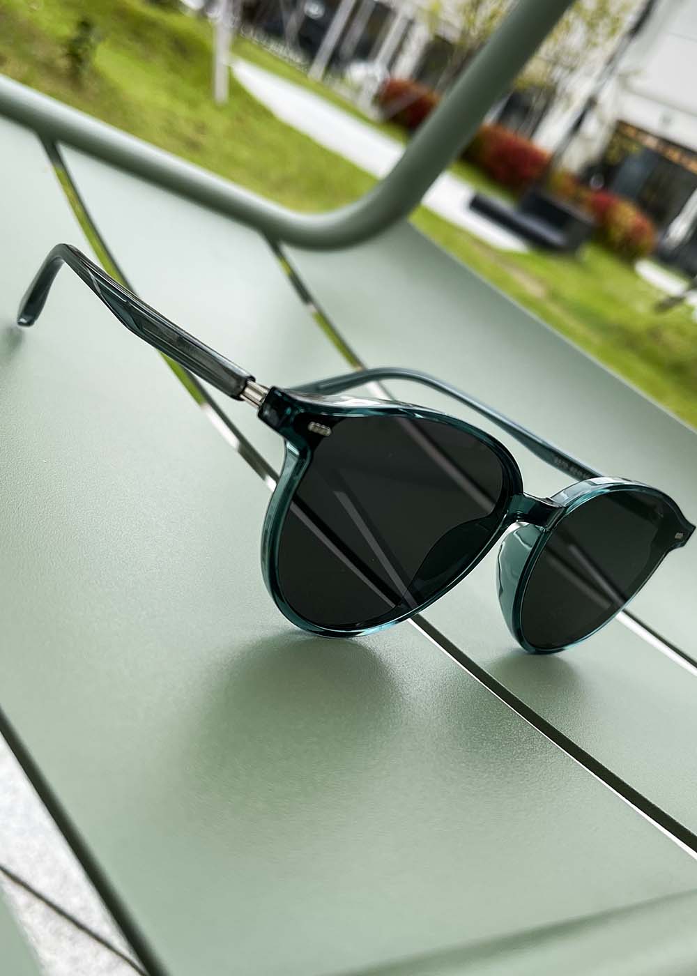 NO.584 ULTRA SUNGLASSES (GREEN)