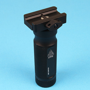 UTG Law Metal Foregrip / Aluminum (Long)