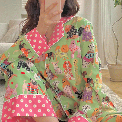 강아지 퍼피 러블리 핑크그린 실키 봄 봄옷 우정룩 우정템 홈웨어 잠옷 파자마
