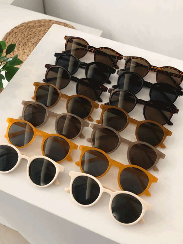 인싸 커플 시밀러 핫썸머 선글라스 ( 7color )