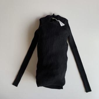 R&amp;D.M.CO- asic rib crew neck P.O(black)